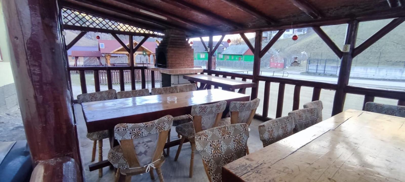 Pensiunea Sorina Casa Alba 모시유드서스 외부 사진