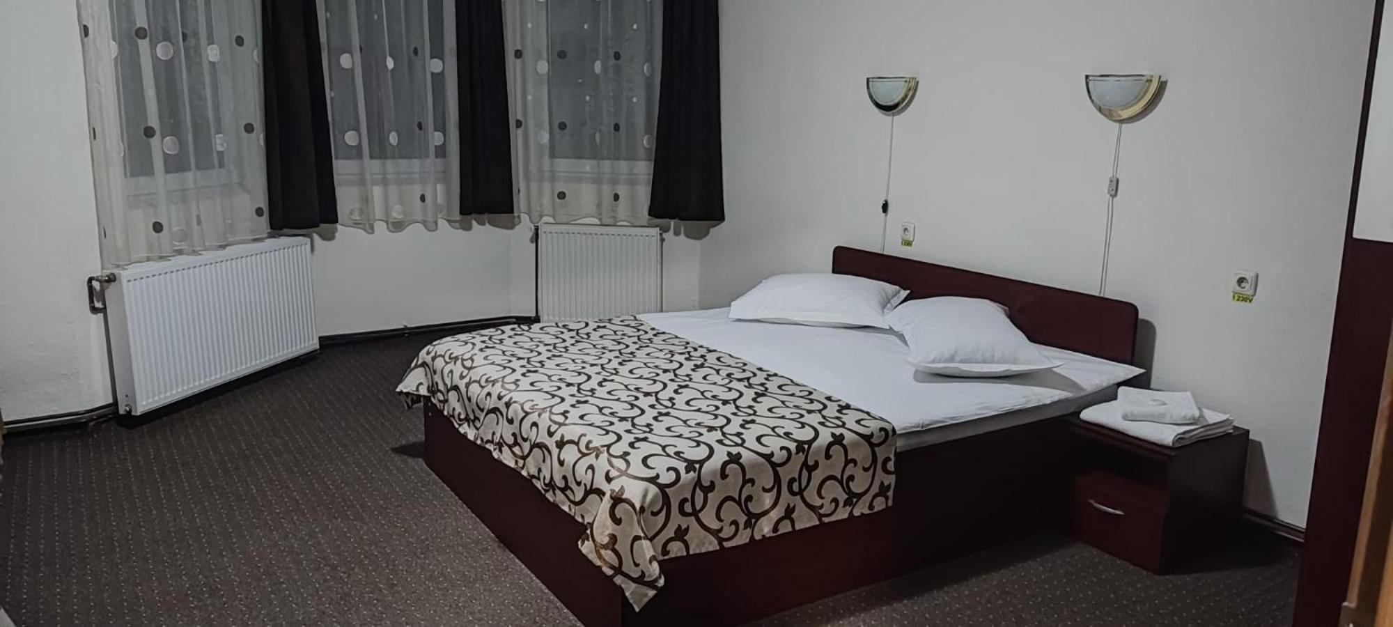 Pensiunea Sorina Casa Alba 모시유드서스 외부 사진